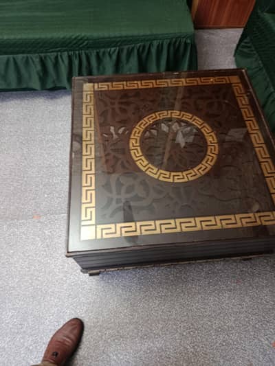 2 dashing tables