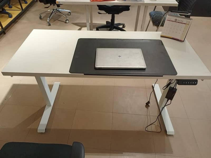 Height Adjustable Table | Standing Desk 9
