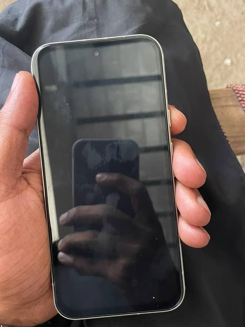 Google Pixel 8a 2