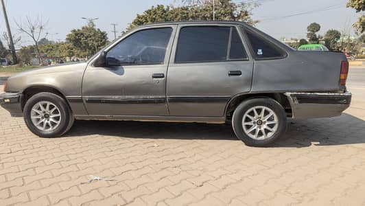 Daewoo Racer 1993