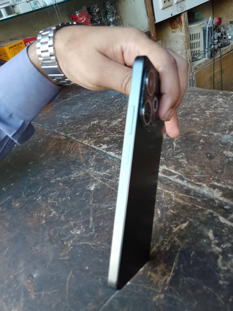 OPPO A5 Pro 1