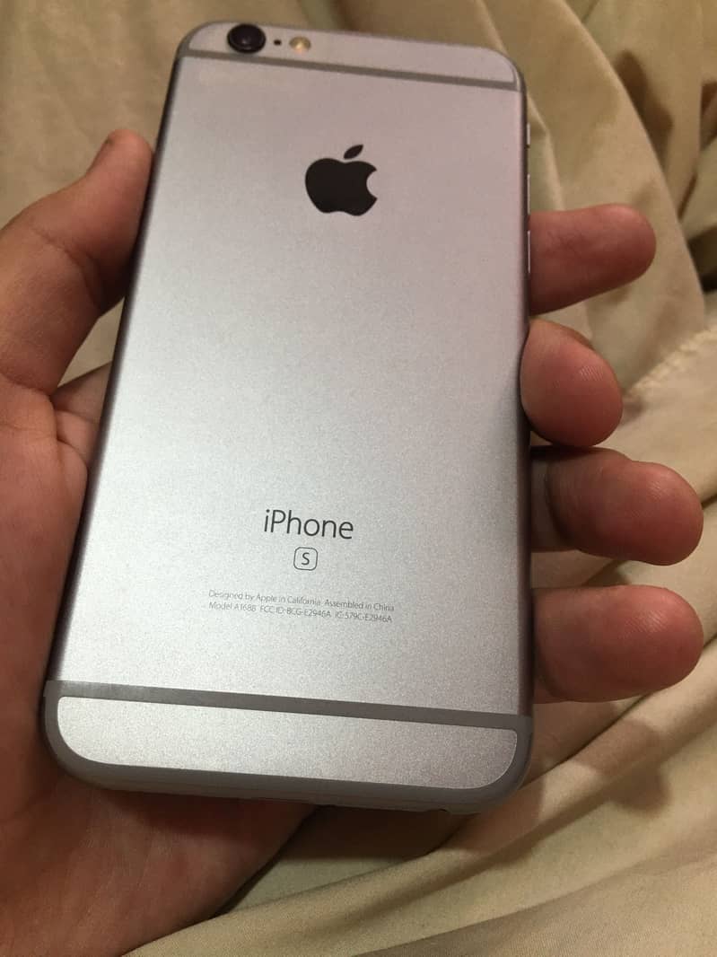 Apple iPhone 6S 0