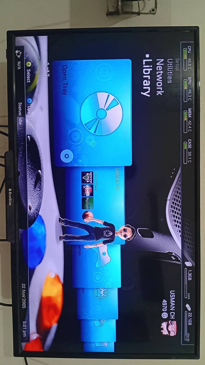 Xbox 360 e with 31 games 4