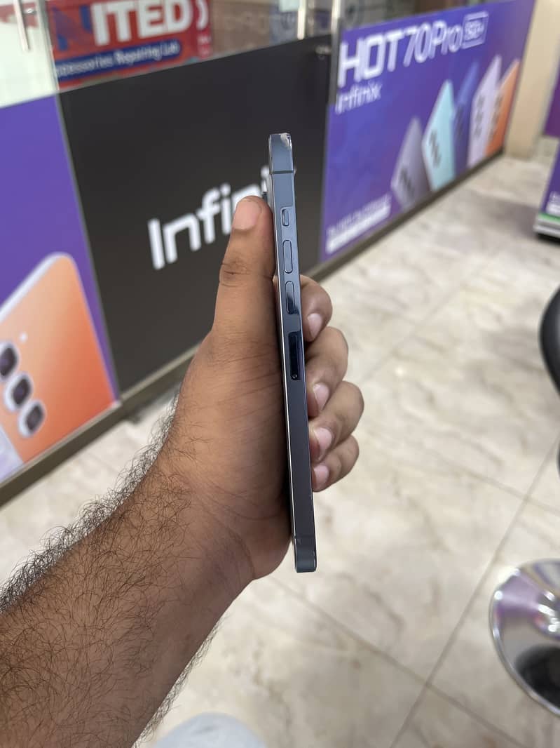 Apple iPhone 13 Pro Max 4