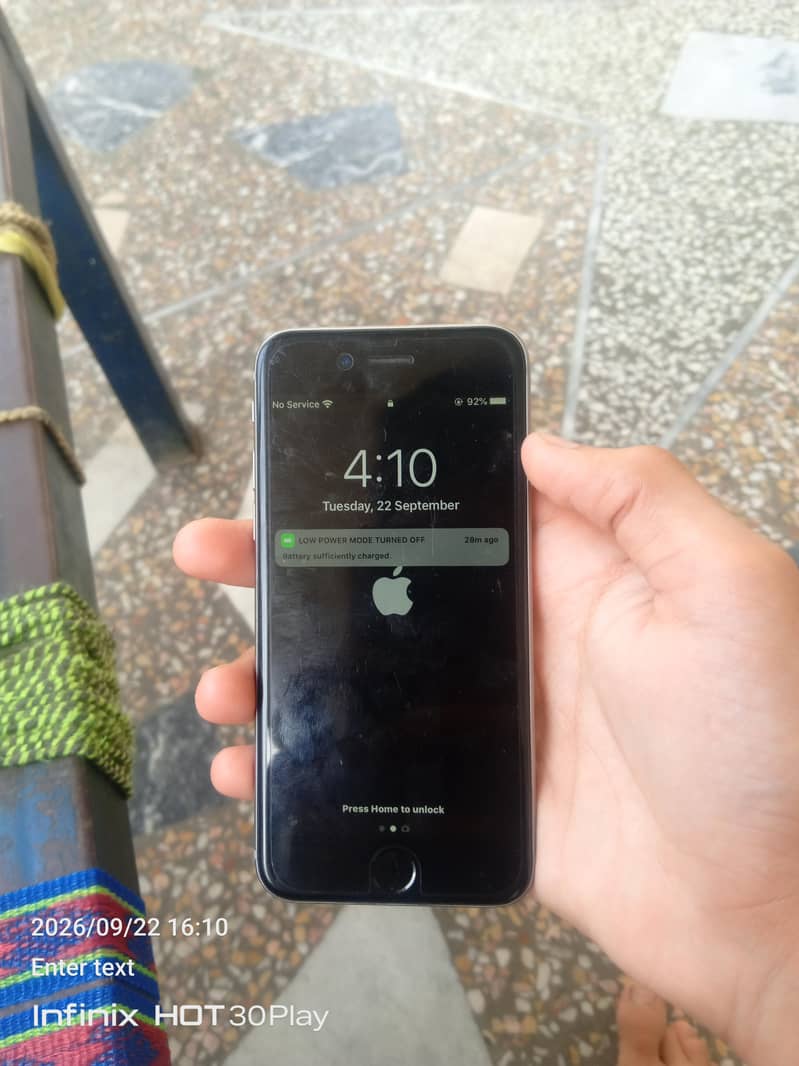 Apple iPhone 6 6