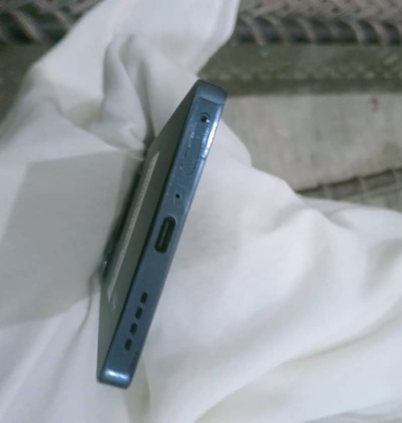 Infinix Note 40 5