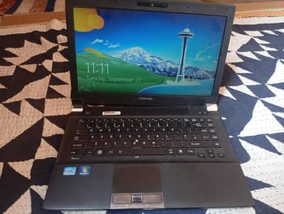 Toshiba laptop with charger best for study and practicing