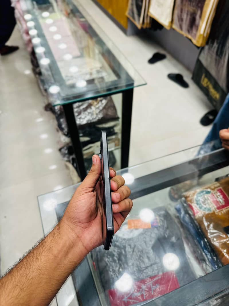 Xiaomi Redmi Note 13 2