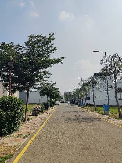 8.15 Marla Corner Plot For Sale In Dream Gardens Lahore Ph 2