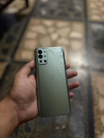 One Plus 9R