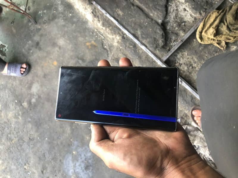 Samsung Mobile Note 10 Plus 5