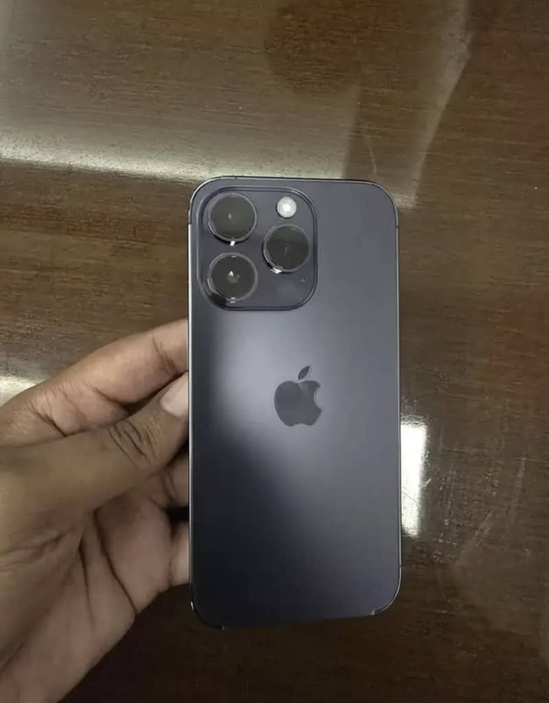 Apple iPhone 14 Pro 0