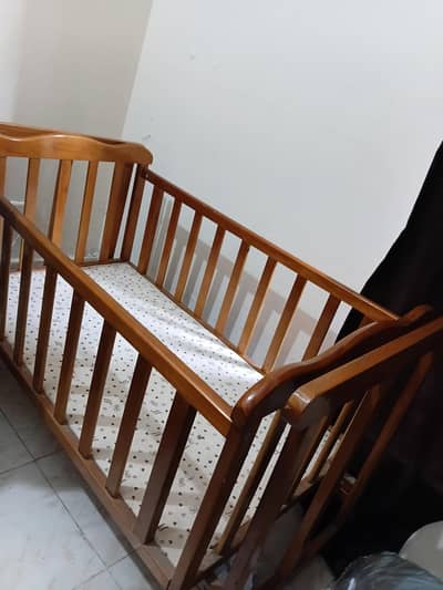 baby cot