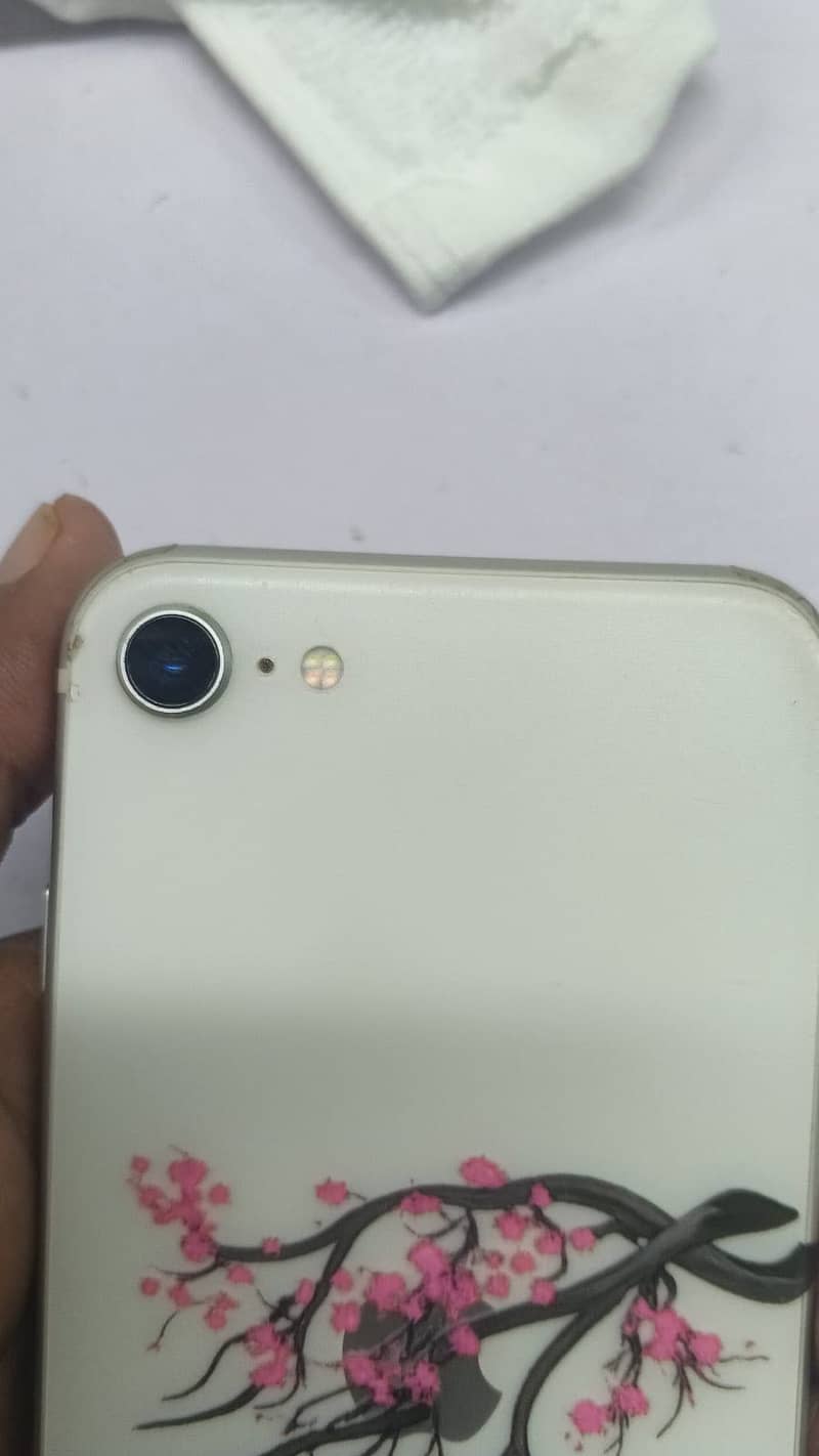 Apple iPhone SE 3
