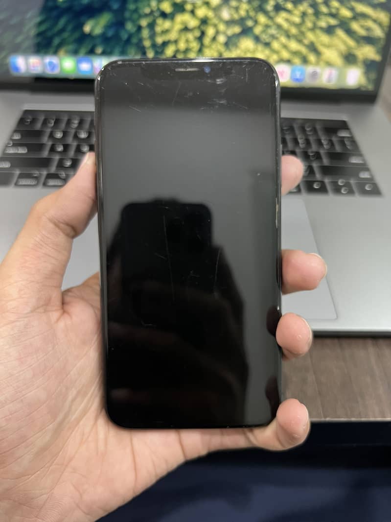 Apple iPhone X 1