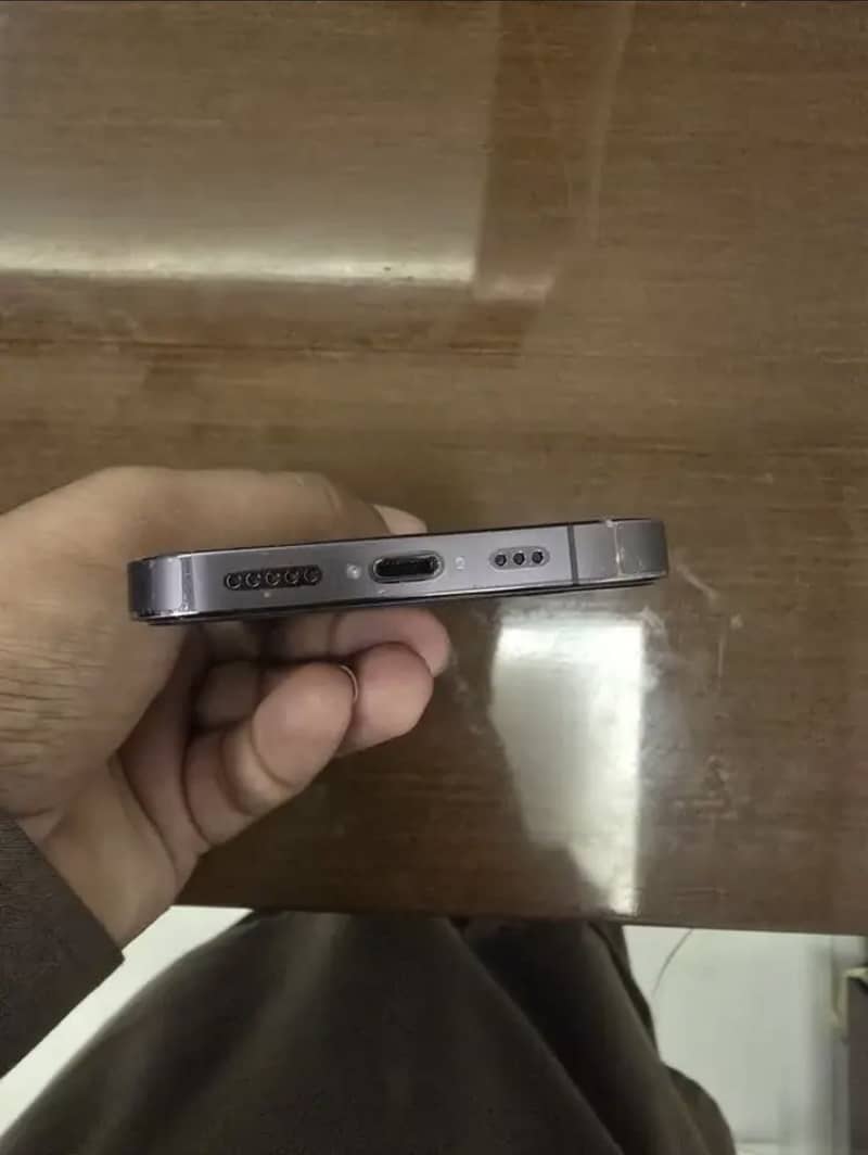 Apple iPhone 14 Pro 4