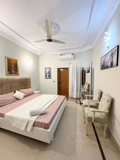 Slightly used bedset