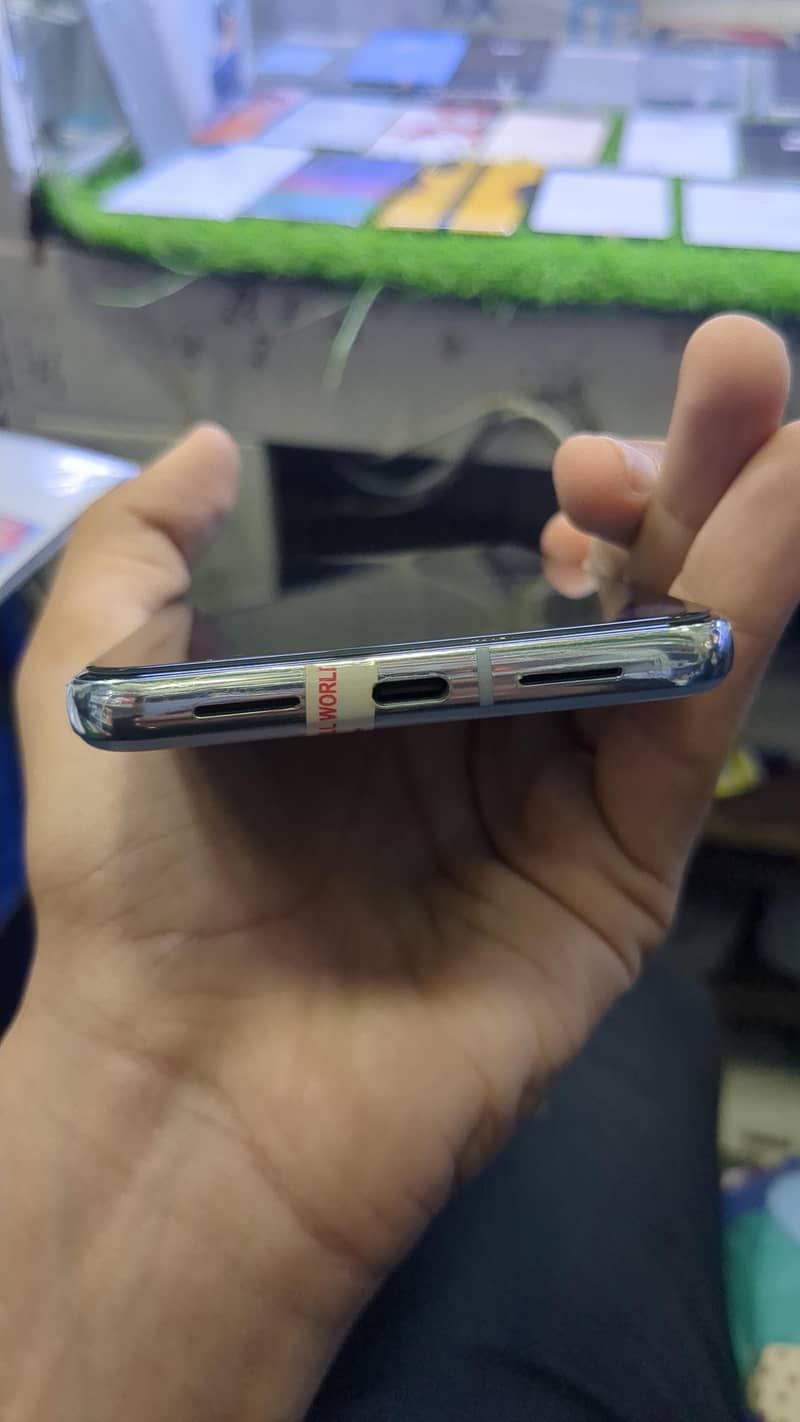 Google Pixel 8 Pro 3