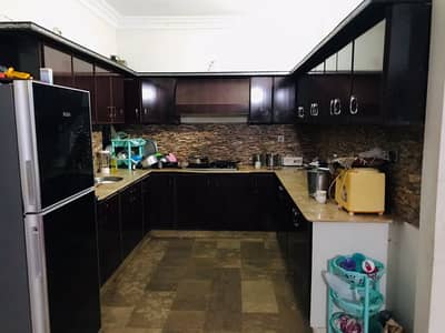 two bed dd first floor portion for hiring in johar