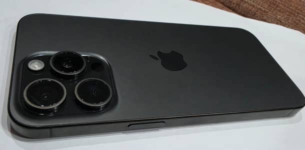 Apple iPhone 15 Pro Max