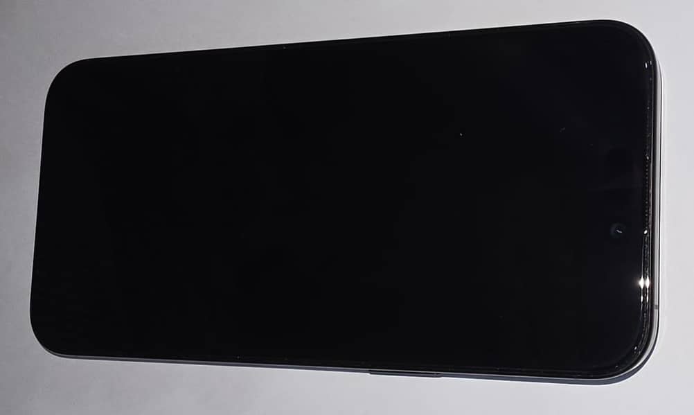 Apple iPhone 15 Pro Max 4