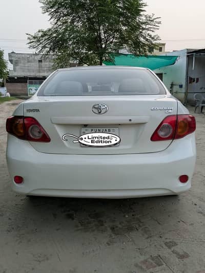Toyota Corolla XLI 2010.      . 0301 62 57 084