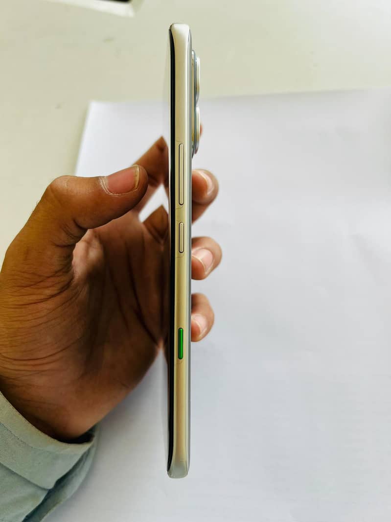 Infinix Note Edge 3