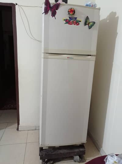 Dawlance fridge full size