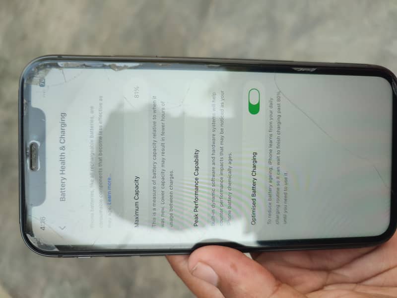 Apple iPhone 11 7