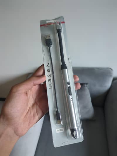Flexible electric lighter box pack