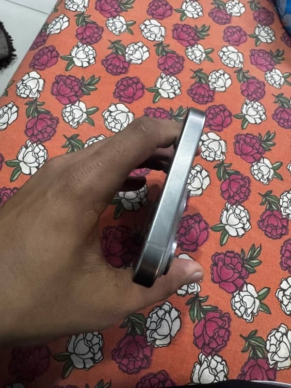 iphone 15 pro max 3