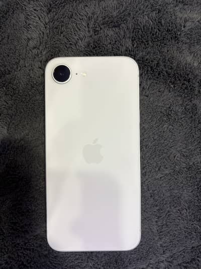 Apple iPhone 16e