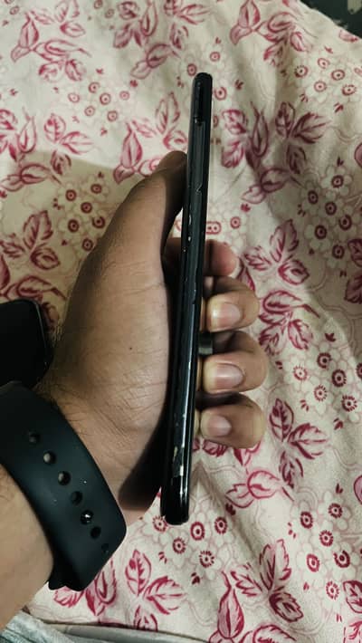 Samsung Mobile A70