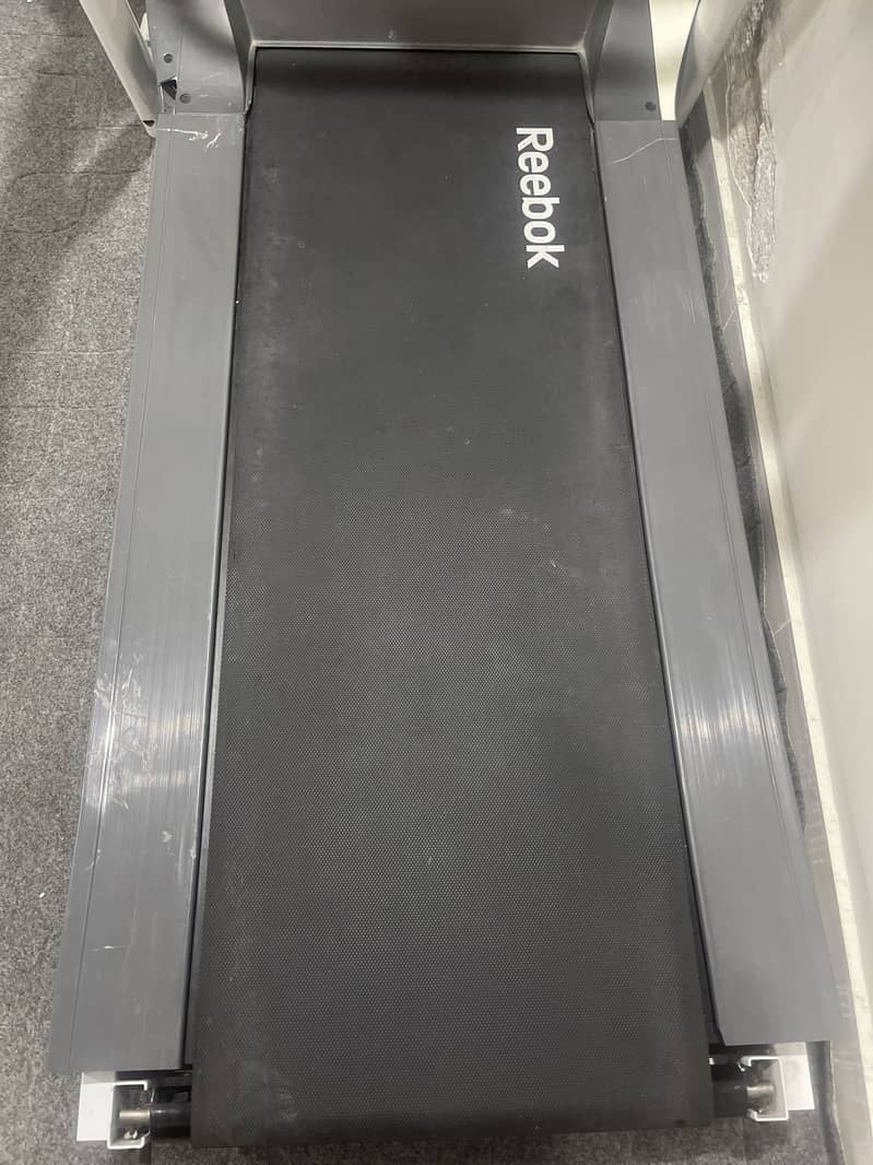 Running machine 1