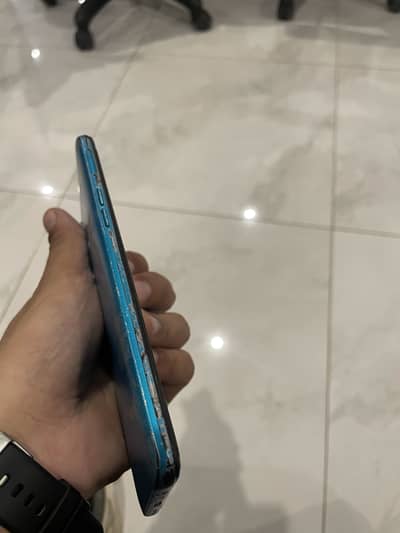 Realme 5i