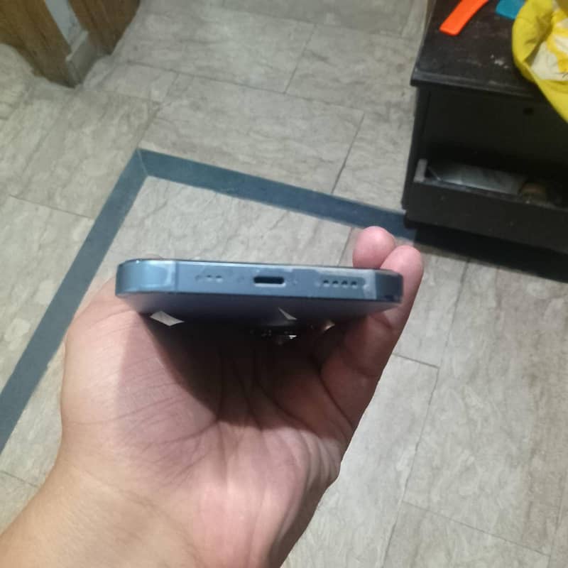 Apple iPhone 13 Pro 3