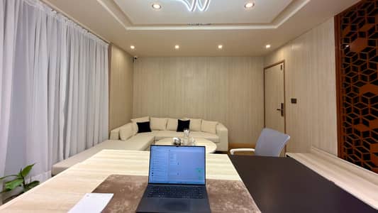 5 MARLA COMMERCIAL FLOOR AVAILABLE OFFICE FOR RENT AT PRIME LOCATION OF BAHRIA TOWN LAHORE