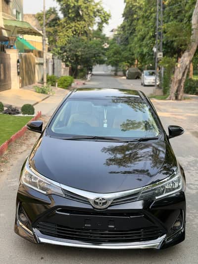Toyota Corolla GLI 2018 black