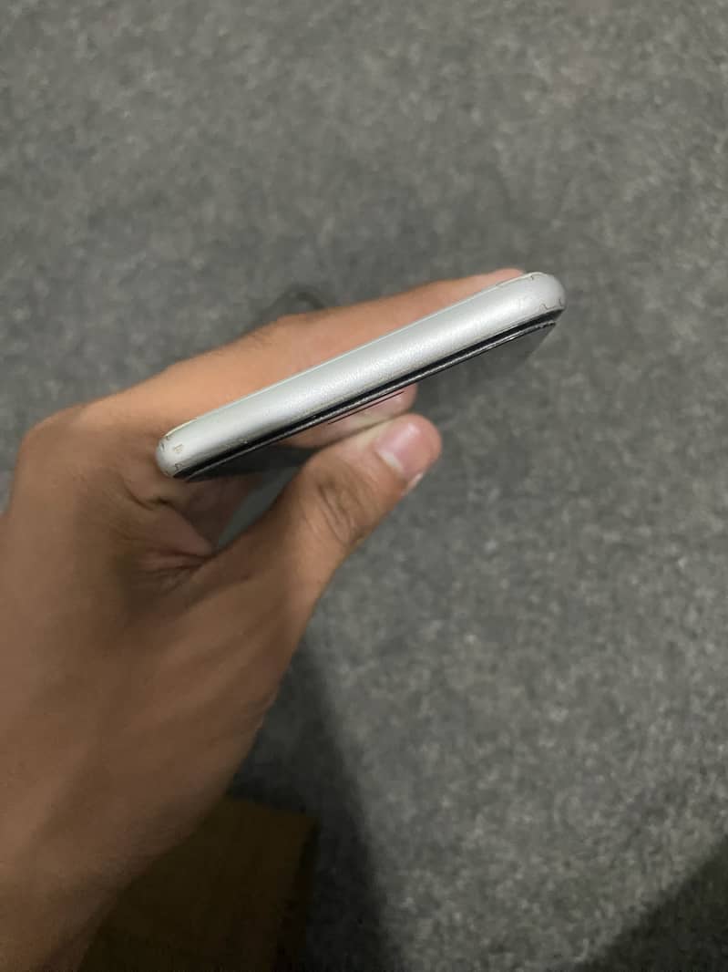 Apple iPhone SE 4
