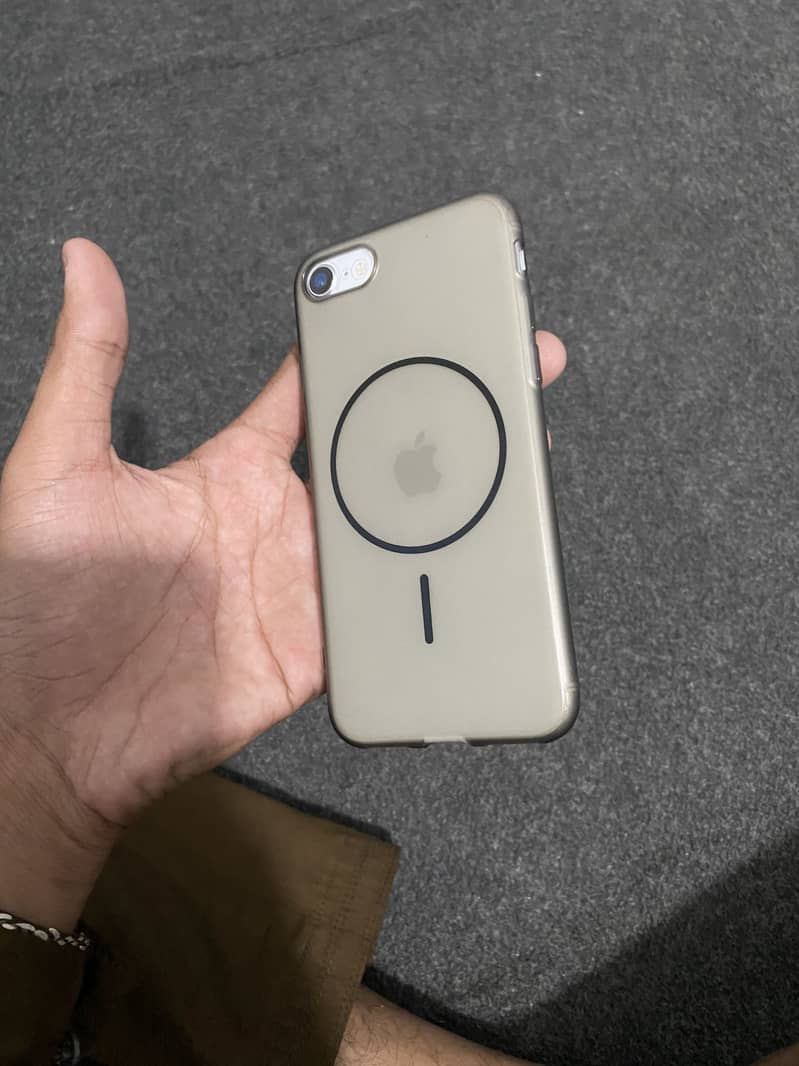 Apple iPhone SE 7