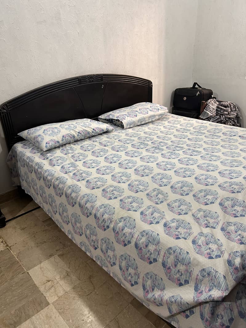 Bed with two side tables and mattress 2