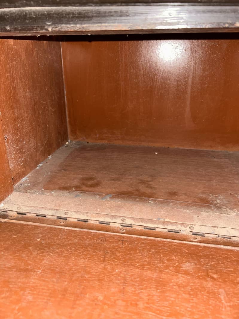 Bed with two side tables and mattress 7