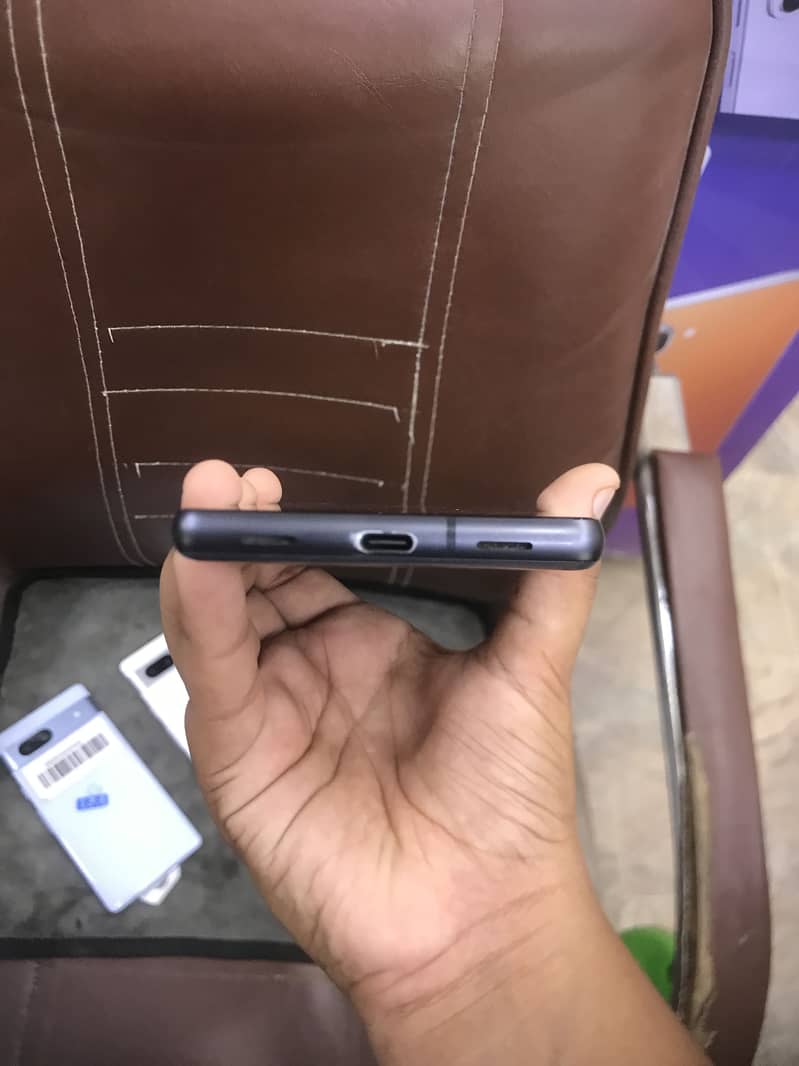 Google Pixel 7a 3