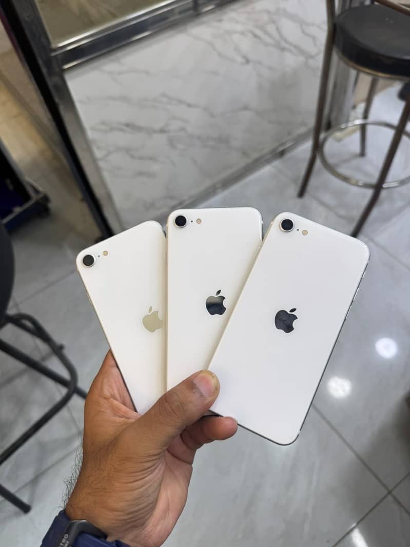 Apple iPhone SE 0