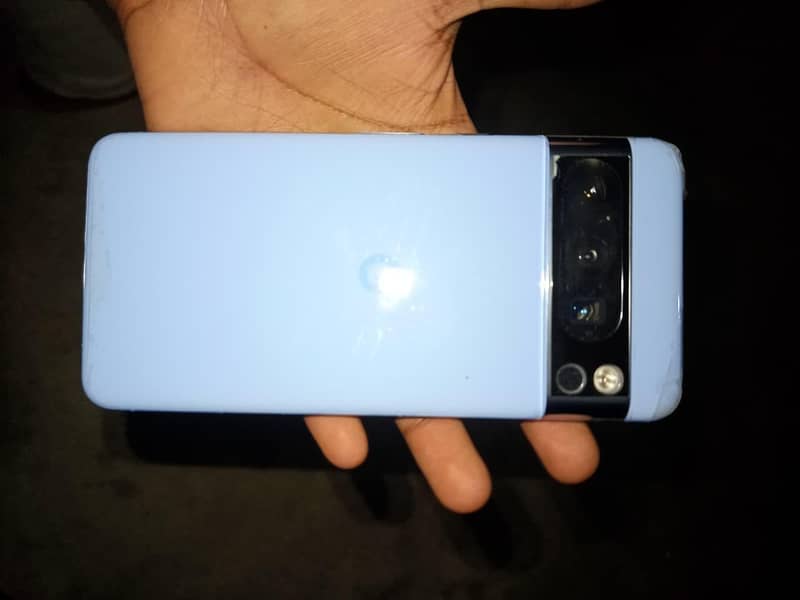 Google Pixel 8 Pro 1
