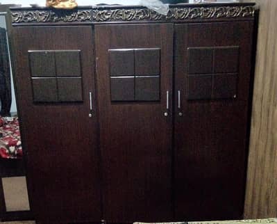 3 door almari for sale garden town Multan cantt