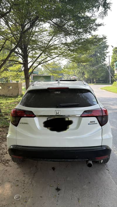 Honda Vezel 2015