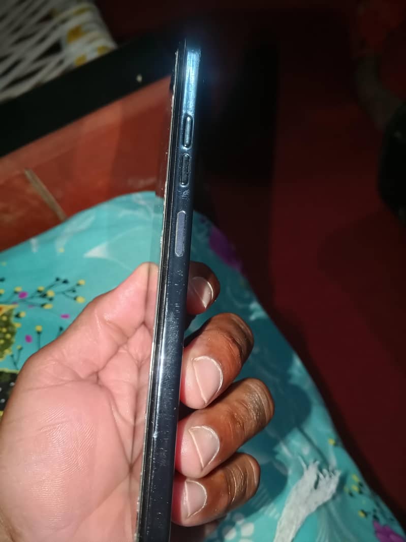 Tecno 10 4