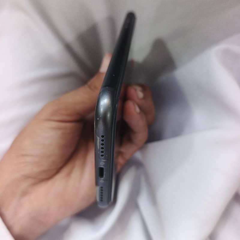 iphone 11 4