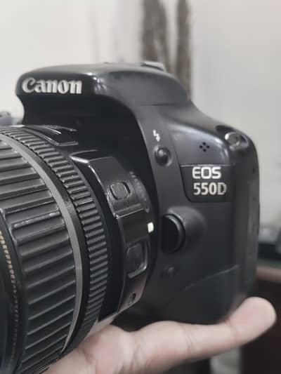 Canon 550d dslr camera full hd video with 2 lenses